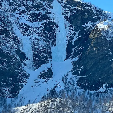 Ytrevoll * Kvalvik (Troms)